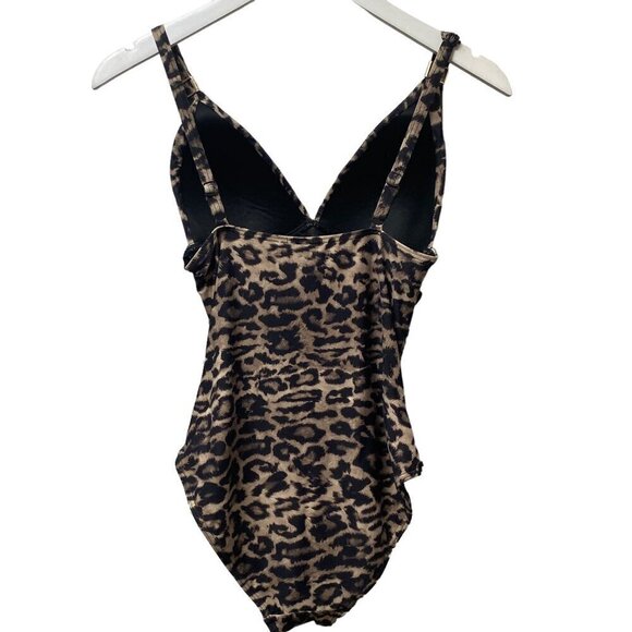 NIP AND TUCK Swimsuit Size 6 Leopard Print One-Piece Slimming Womens Swimwear - Picture 3 of 10